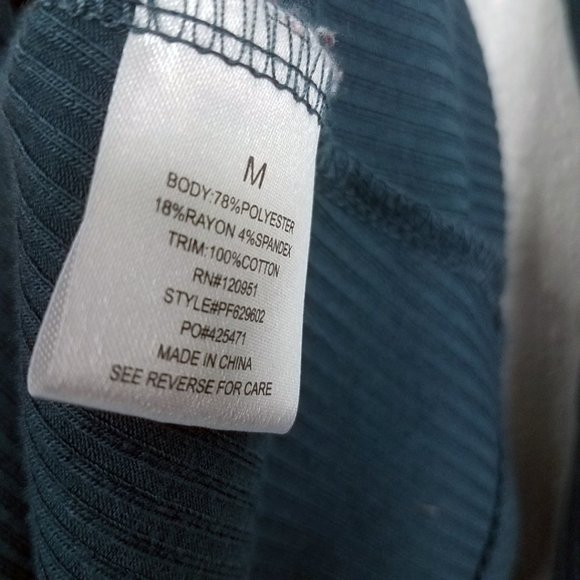 Pink Rose Crochet Long Sleeve Scoop Neck Turquoise Medium Shirt Top Blouse - Picture 8 of 8